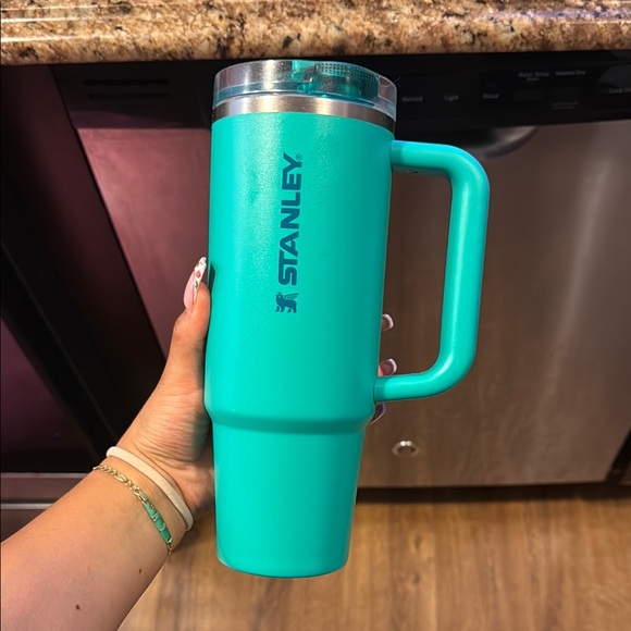 Stanley Aqua Travel Mug - Picture 1 of 2